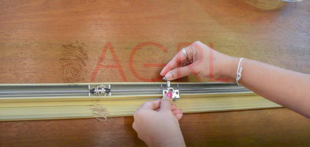 Intsalling Venetian Blinds