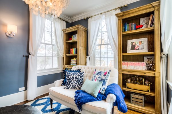 How To Hang a Curtains Like a Professional